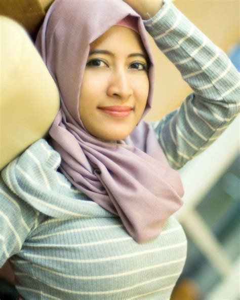 Bokep Indo Viral Live Pamer Boba sama Tempik. . Hijab sange